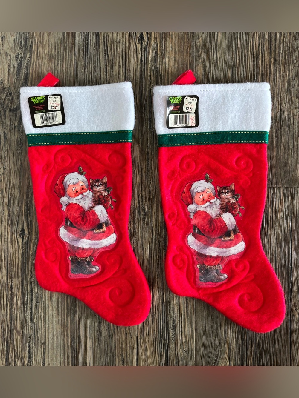 2 NOS Santa’s Best Giordano Art Red Felt Christmas Stockings Santa Claus Kitten